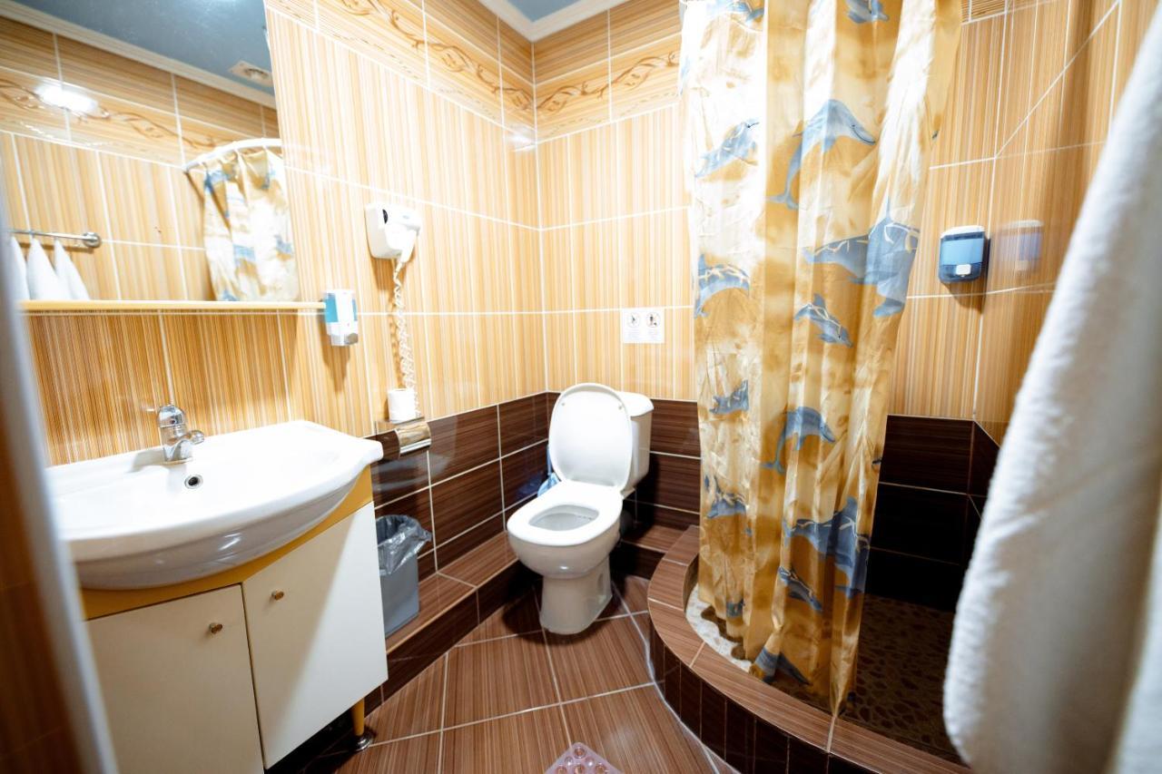 Villa Turistica Oasis カグル エクステリア 写真