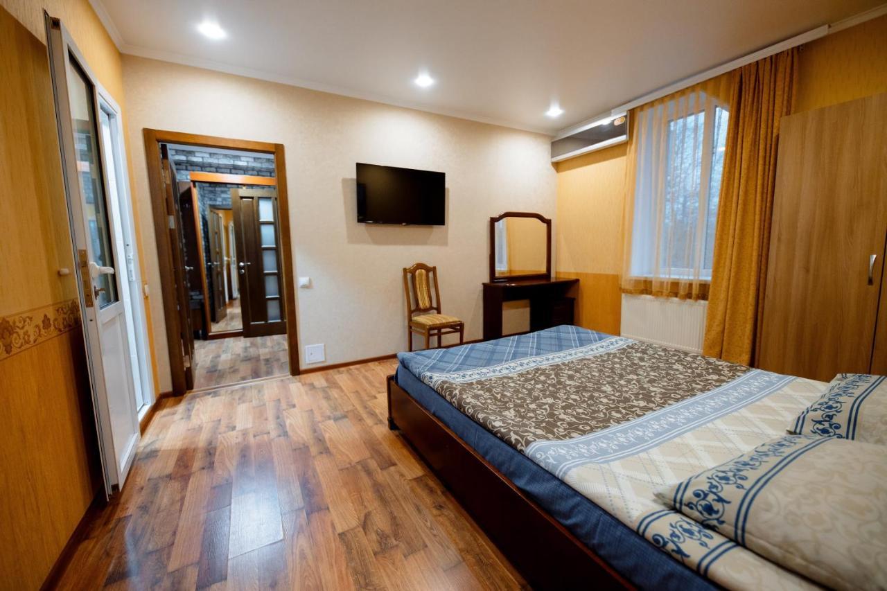 Villa Turistica Oasis カグル エクステリア 写真